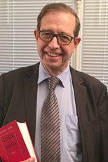 Éric de Caumont as Self - Avocat in Ça peut vous arriver