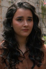 Gabriela Menéndez Dueñas as Claudia in Chulla Vida