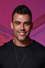 Adriano Dória as Self - Host in Chega Mais
