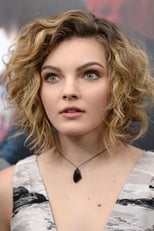 Foto retrato de Camren Bicondova