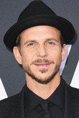 Foto retrato de Gustaf Skarsgård