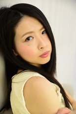 Mikako Muraki as B-cup Model in Cool Japai