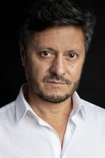 Foto retrato de Rodrigo Villagrán