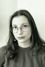 Simge Çağlı as Hano (voice) in Hano of Balat