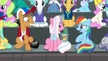 Můj malý Pony: Přátelství je magické 9x6 (S09E06)