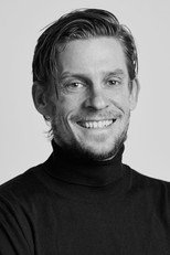 Thijs Zonneveld as Self in Beating the Odds