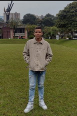 Brayan Rivas as El mismo in Brayan Trying