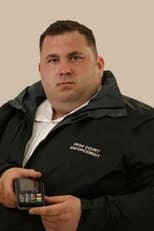 James King as Enforcement Agent in The Sheriffs Are Coming