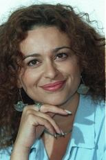 Foto retrato de Nadia Sawalha