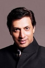 Foto retrato de Madhur Bhandarkar