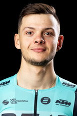 Michiel Coppens as Self in Beating the Odds