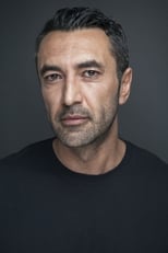 Foto retrato de Mehmet Kurtuluş