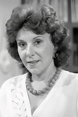Beatriz Lyra as Letícia Maia Rodrigues in Dance with Me