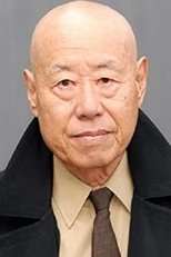 Foto retrato de Koji Kataoka