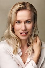 Foto retrato de Minka Kuustonen