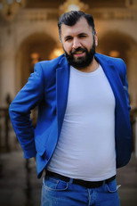 Ezra ELS as Ramiz Dayıoğlu in The Cruise