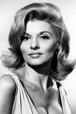 Foto retrato de Nancy Kovack