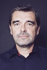 Foto retrato de Peter Kočiš