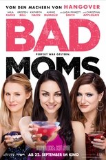 Bad Moms: Die junge Mutter Amy Mitchell versucht, Karriere und Familie zu balancieren. Das ist schwer und wird noch schwerer, als sie herausfindet, dass ihr Mann Mike, ohnehin keine große Hilfe beim Hüten der frechen Kinder, sie auch noch betrügt. Amy platzt der Kragen, aus der braven Ehefrau wird eine „Bad Mom“. Sie schmeißt ihren Mann raus und bekommt zusammen mit zwei anderen Müttern, der frivolen Carla und der braven Kiki, einen Geschmack davon, was Freiheit wirklich bedeutet: Das Trio hört auf, nett und perfekt zu sein, setzt fortan lieber auf Genuss – und das ziemlich unverschämt. Muster-Mama Gwendolyn James findet den freizügigen Spaßtrip völlig daneben und versucht, mit Intrigen zu intervenieren. Amy aber sieht das nur als weiteren Kick… Bad Moms: Die junge Mutter Amy Mitchell versucht, Karriere und Familie zu balancieren. Das ist schwer und wird noch schwerer, als sie herausfindet, dass ihr Mann Mike, ohnehin keine große Hilfe beim Hüten der frechen Kinder, sie auch noch betrügt. Amy platzt der Kragen, aus der braven Ehefrau wird eine „Bad Mom“. Sie schmeißt ihren Mann raus und bekommt zusammen mit zwei anderen Müttern, der frivolen Carla und der braven Kiki, einen Geschmack davon, was Freiheit wirklich bedeutet: Das Trio hört auf, nett und perfekt zu sein, setzt fortan lieber auf Genuss – und das ziemlich unverschämt. Muster-Mama Gwendolyn James findet den freizügigen Spaßtrip völlig daneben und versucht, mit Intrigen zu intervenieren. Amy aber sieht das nur als weiteren Kick…