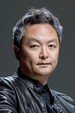 Foto retrato de Kang Yun-sung