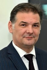 Foto retrato de Mirvad Kurić