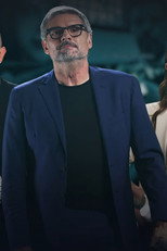 Giuseppe Rinaldi as Narratore in Detectives - Casi risolti e irrisolti