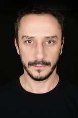 Foto retrato de Hakan Karsak