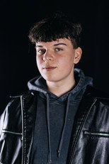 Daniel Sip as Tonda in Filter