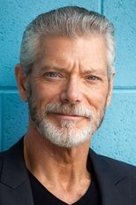 Foto retrato de Stephen Lang