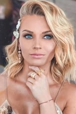 Foto retrato de Irina Baeva