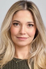 Dr. Julia Shaw as Self - Criminal Psychologist in Murder in Mind