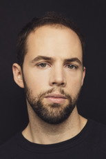 Alexis Déziel as François Bibeau (vingtaine) in Fragments