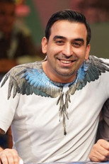 Foto retrato de Osama Al-Sharqi