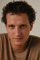 Anton Krasavin as Den in Teens