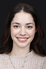 Mina Nur Kaymas as Zehra Tatlıoğlu in Time Goes By
