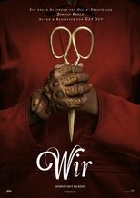 Wir: Adelaide Wilson (Lupita Nyong'o) und ihr Mann Gabe (Winston Duke) möchten mit ihren Kindern Zora (Shahadi Wright Joseph) und Jason (Evan Alex) ein paar entspannte Sommertage an der nordkalifornischen Küste verbringen. Mit ihren Freunden, der Tyler-Familie um Kitty (Elisabeth Moss), Josh (Tim Heidecker) und ihren Zwillingstöchtern Becca (Cali Sheldon) und Lindsey (Noelle Sheldon), haben sie auch einen mehr oder weniger schönen ersten Urlaubstag am Strand. Doch als die Wilsons zurück in ihrem Ferienhaus sind, nähern sich am Abend plötzlich seltsame und furchteinflößende Gestalten ihrem Heim. Die ungebetenen Besucher jagen ihnen nicht nur große Angst ein, sie sehen den einzelnen Familienmitgliedern auch verstörend ähnlich. Brutal dringen sie schließlich in ihre Welt ein und machen gnadenlos Jagd auf die Wilsons. Adelaide, Gabe, Zora und Jason sind gezwungen, um ihr Überleben zu kämpfen und müssen sich gleichzeitig selbst jagen... Wir: Adelaide Wilson (Lupita Nyong'o) und ihr Mann Gabe (Winston Duke) möchten mit ihren Kindern Zora (Shahadi Wright Joseph) und Jason (Evan Alex) ein paar entspannte Sommertage an der nordkalifornischen Küste verbringen. Mit ihren Freunden, der Tyler-Familie um Kitty (Elisabeth Moss), Josh (Tim Heidecker) und ihren Zwillingstöchtern Becca (Cali Sheldon) und Lindsey (Noelle Sheldon), haben sie auch einen mehr oder weniger schönen ersten Urlaubstag am Strand. Doch als die Wilsons zurück in ihrem Ferienhaus sind, nähern sich am Abend plötzlich seltsame und furchteinflößende Gestalten ihrem Heim. Die ungebetenen Besucher jagen ihnen nicht nur große Angst ein, sie sehen den einzelnen Familienmitgliedern auch verstörend ähnlich. Brutal dringen sie schließlich in ihre Welt ein und machen gnadenlos Jagd auf die Wilsons. Adelaide, Gabe, Zora und Jason sind gezwungen, um ihr Überleben zu kämpfen und müssen sich gleichzeitig selbst jagen...
