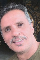 محمد الهتار as ضيف حلقة / والد سعاد in Tharwat Aby
