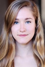 Maude Cyr-Deschênes as Nadia Létourneau-Robichaud in Conséquences