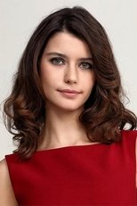 Foto retrato de Beren Saat