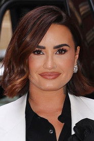 Photo of Demi Lovato image size 590x884
