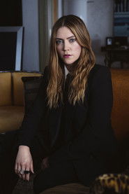 Photo of Jennie Löfgren image size 1326x1988