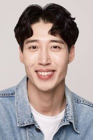 Photo of Lee Kyeong-uk image size 400x600