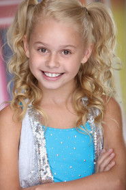 Photo of Ruby Rose Turner image size 2000x3000