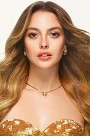 Photo of Melis Sezen image size 702x1053