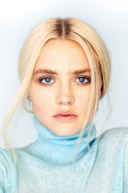 Photo of Maddie Hasson image size 2000x3000