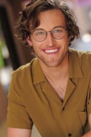 Photo of Garrett Davis image size 911x1367