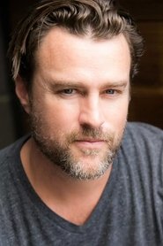 Photo of Oliver Macready image size 800x1200