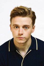 Photo of Jack Lowden image size 404x607