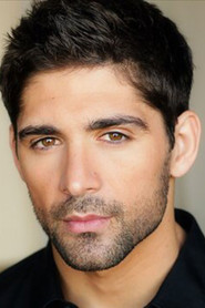 Photo of Bren Foster image size 599x899