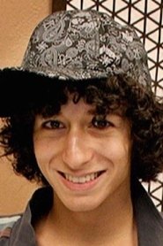 Photo of Daniel Claymoore image size 300x450